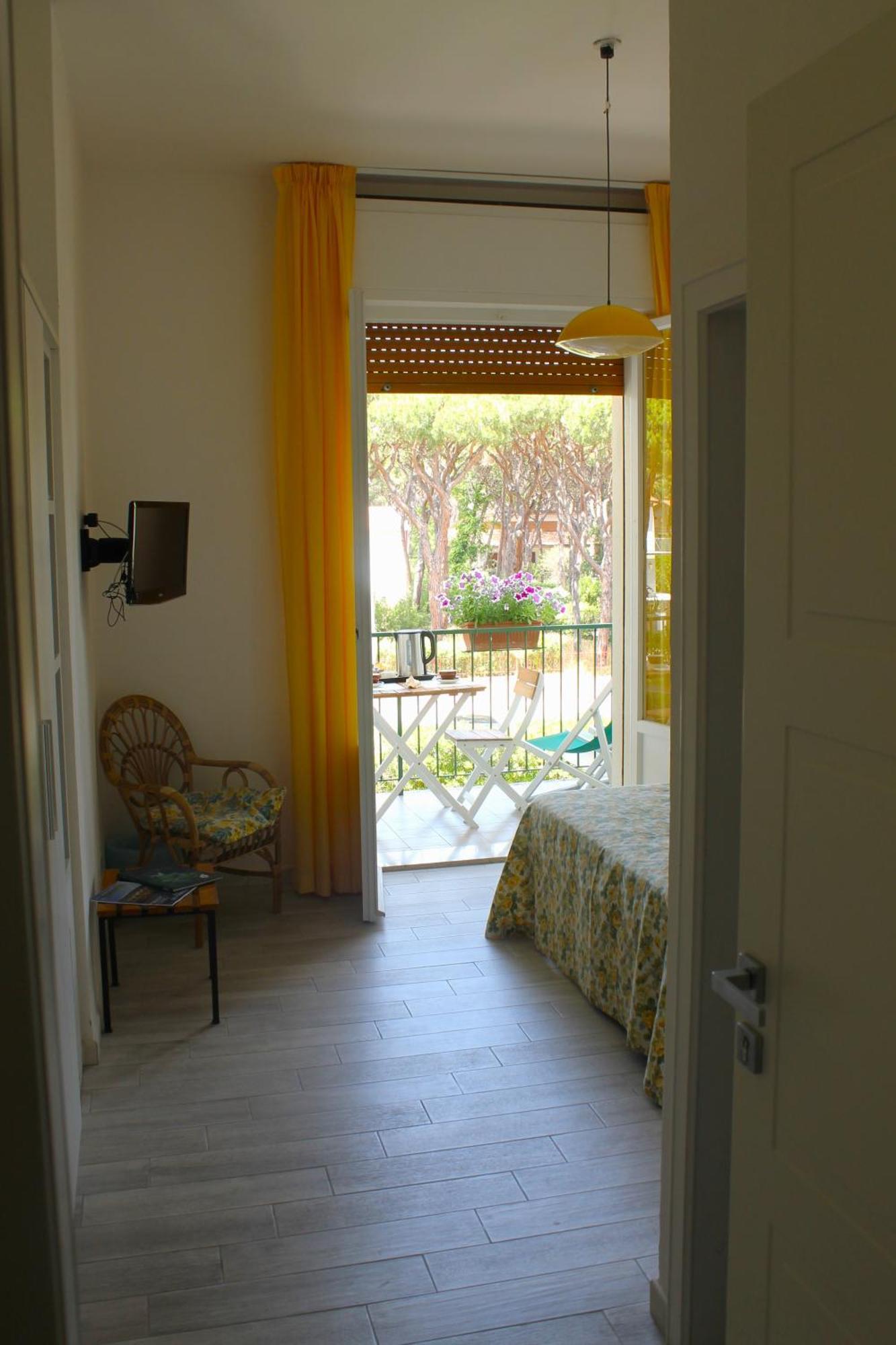 Residence Delle Nazioni Principina a Mare Ngoại thất bức ảnh