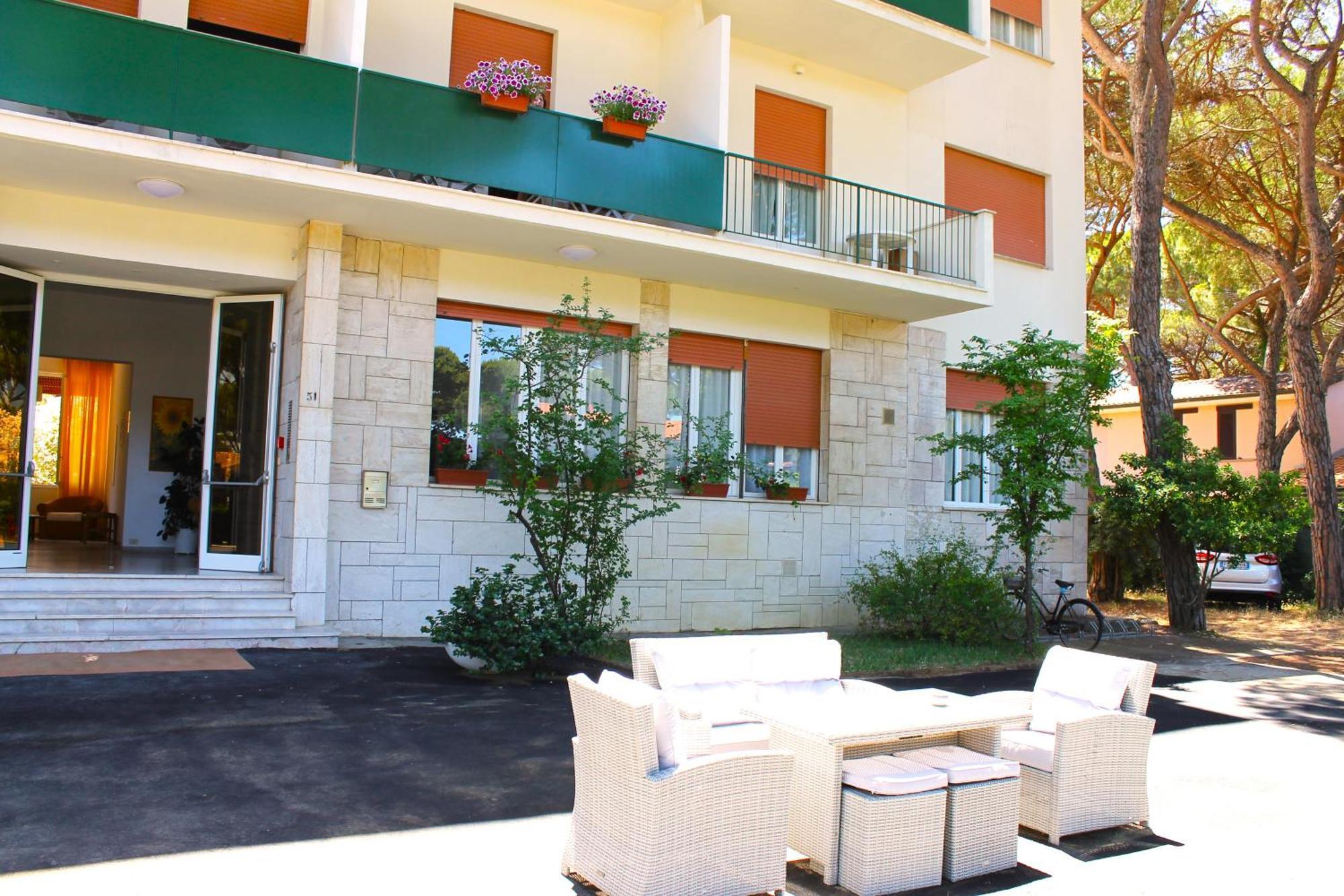 Residence Delle Nazioni Principina a Mare Ngoại thất bức ảnh